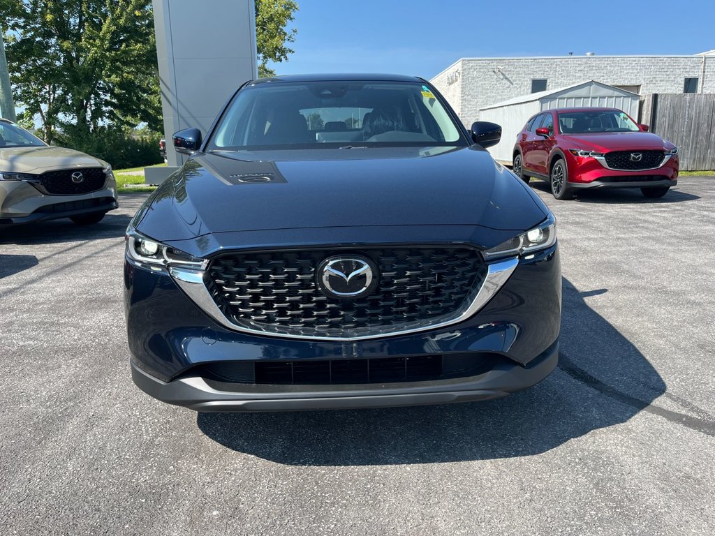 2024 Mazda CX-5 in Pickering, Ontario - 2 - w1024h768px