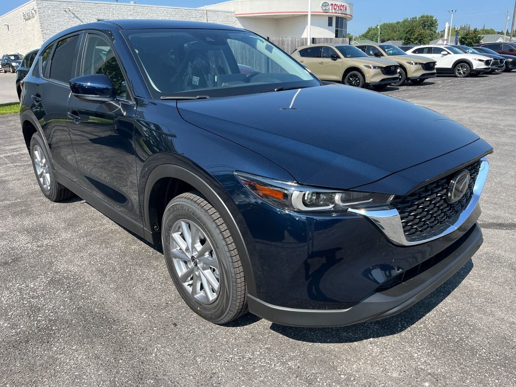 2024 Mazda CX-5 in Pickering, Ontario - 9 - w1024h768px