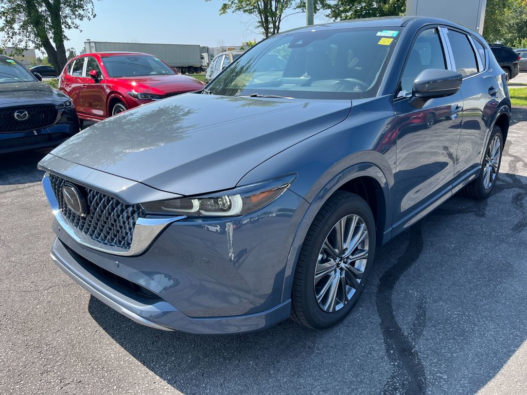 2024 Mazda CX-5 in Pickering, Ontario - 3 - w1024h768px