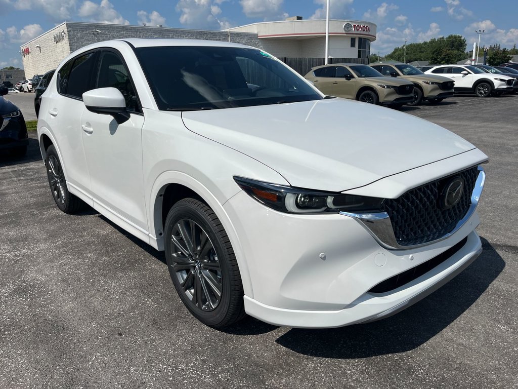 2024 Mazda CX-5 in Pickering, Ontario - 9 - w1024h768px