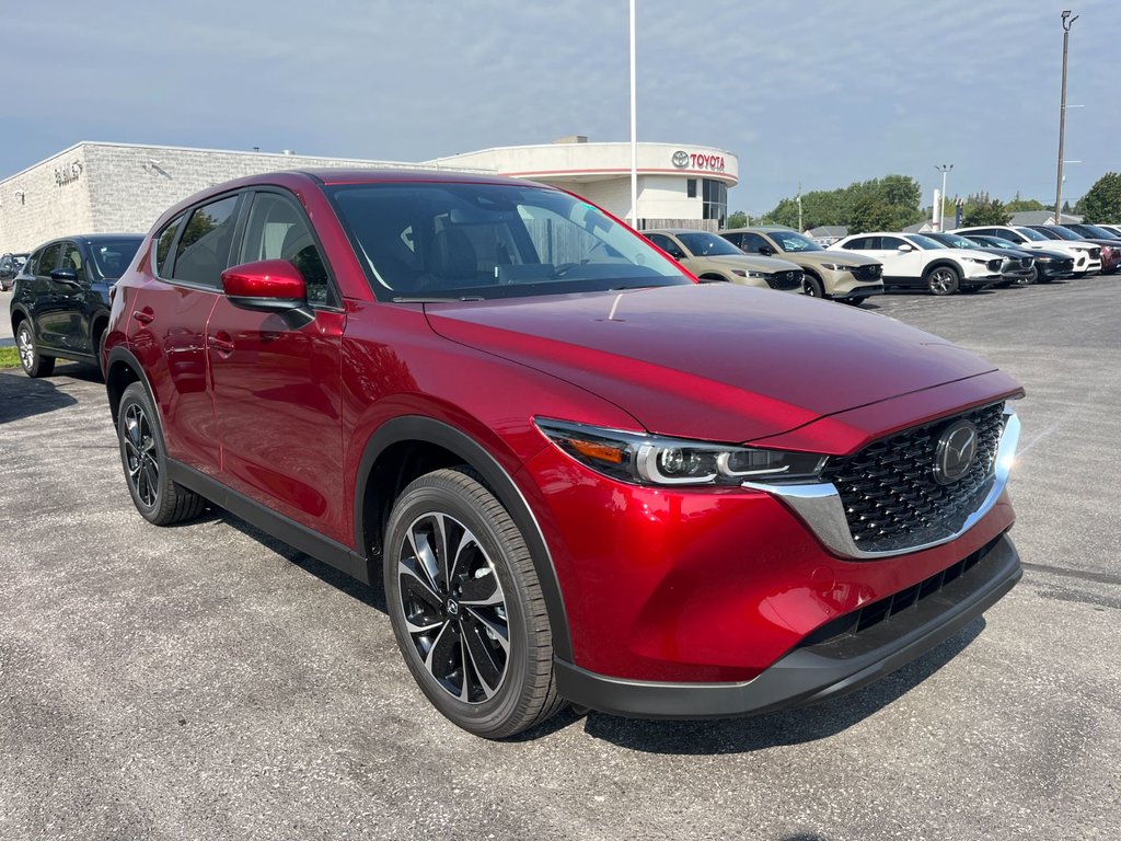 2024 Mazda CX-5 in Pickering, Ontario - 9 - w1024h768px