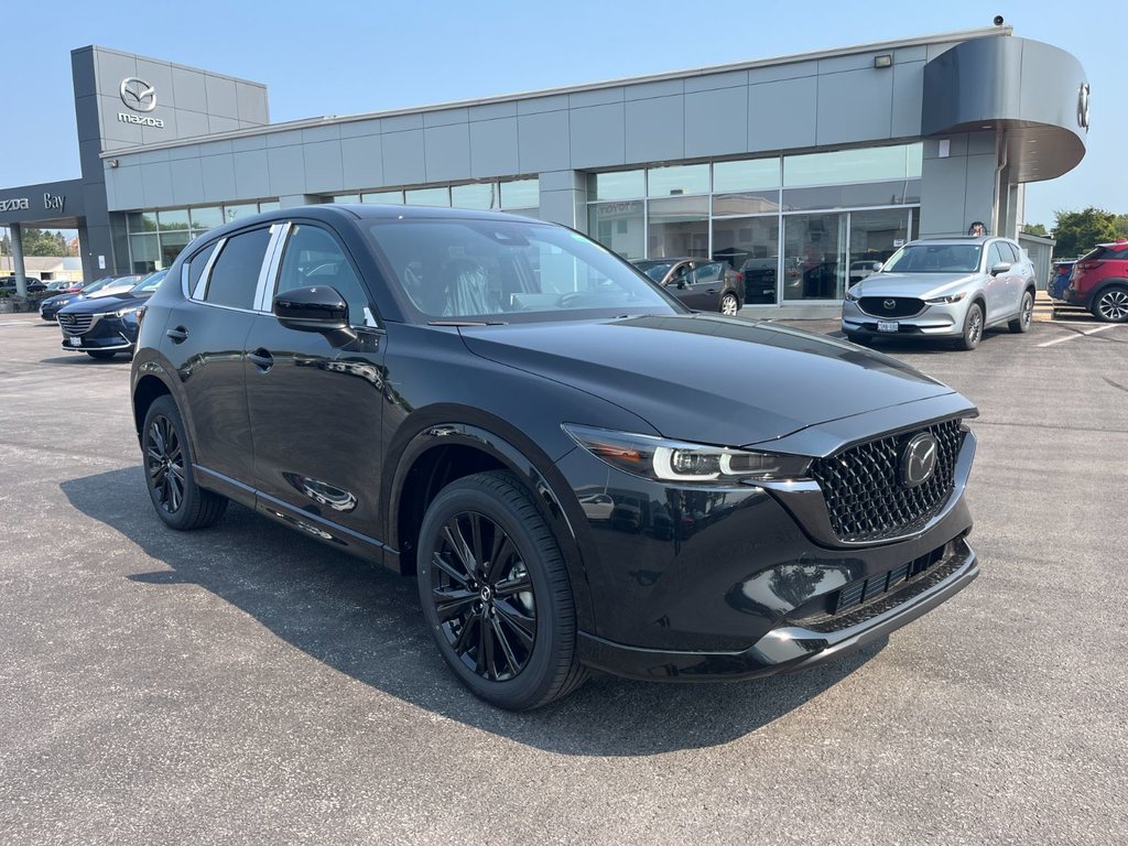 2025 Mazda CX-5 in Pickering, Ontario - 9 - w1024h768px