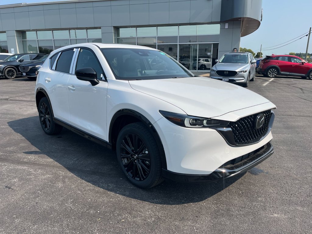 2025 Mazda CX-5 in Pickering, Ontario - 9 - w1024h768px