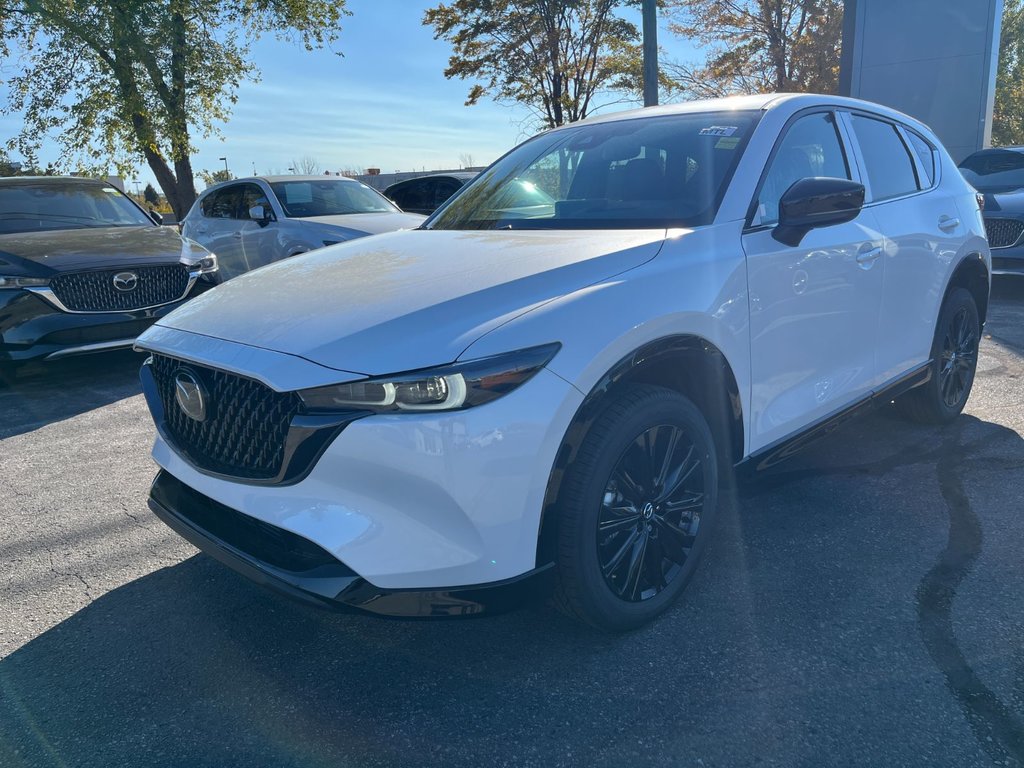 2025 Mazda CX-5 in Pickering, Ontario - 3 - w1024h768px