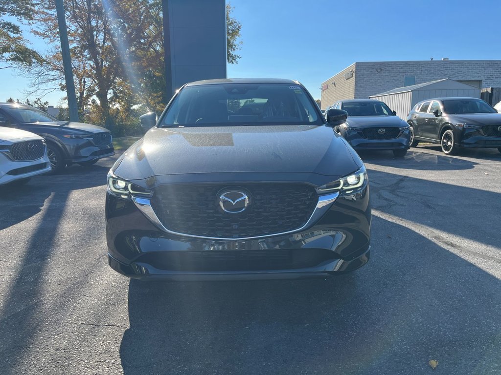 2025 Mazda CX-5 in Pickering, Ontario - 2 - w1024h768px