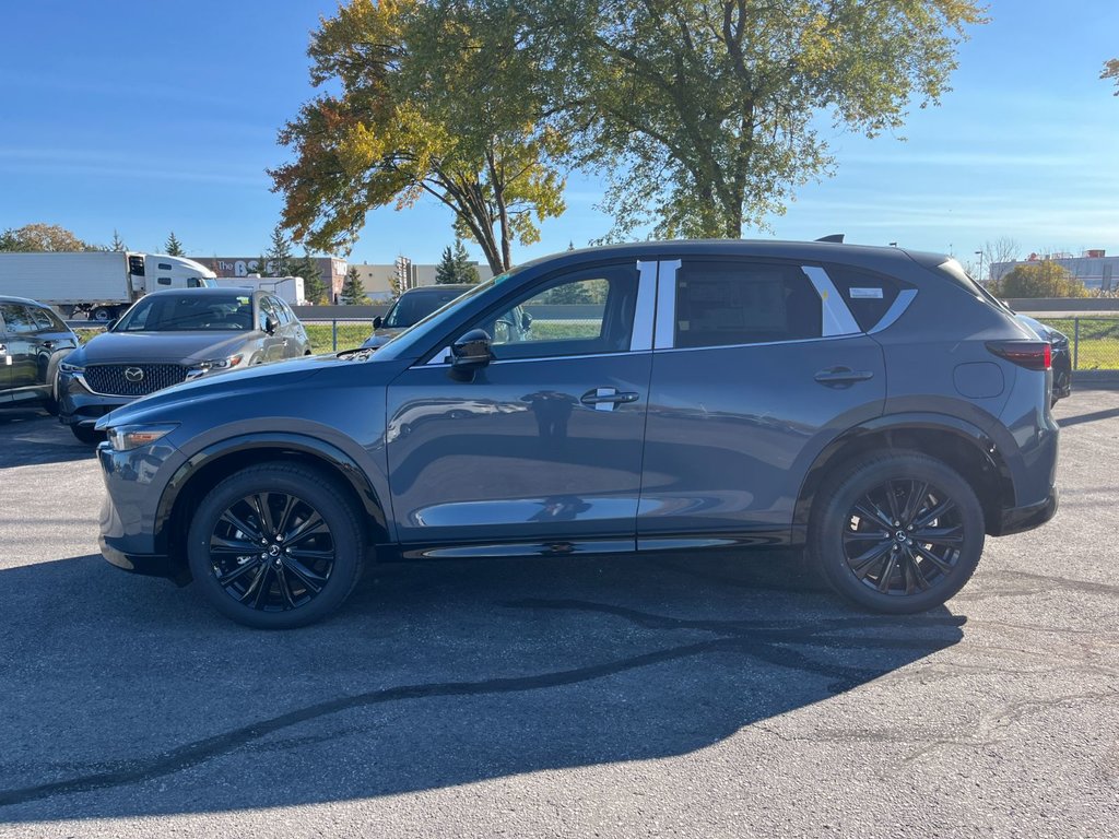 2025 Mazda CX-5 in Pickering, Ontario - 4 - w1024h768px