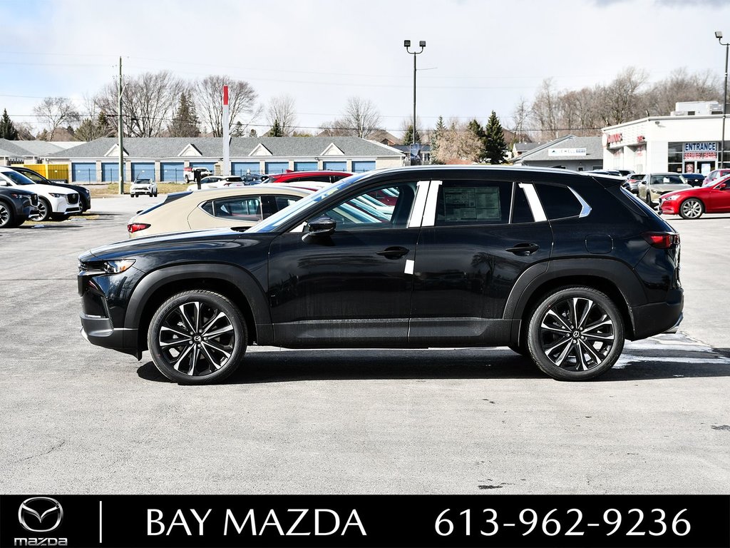 2024 Mazda CX-50 in Pickering, Ontario - 3 - w1024h768px