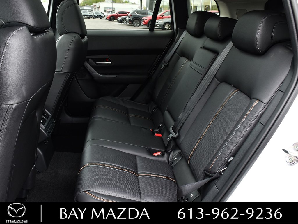 2024 Mazda CX-50 in Pickering, Ontario - 14 - w1024h768px