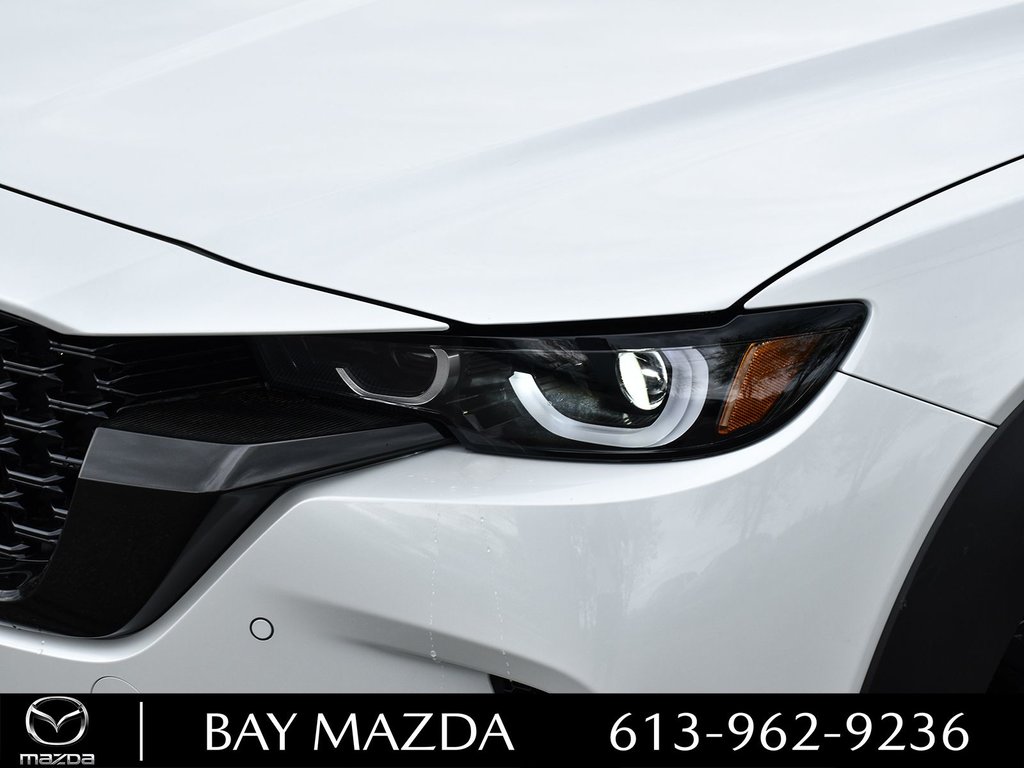 2024 Mazda CX-50 in Pickering, Ontario - 2 - w1024h768px