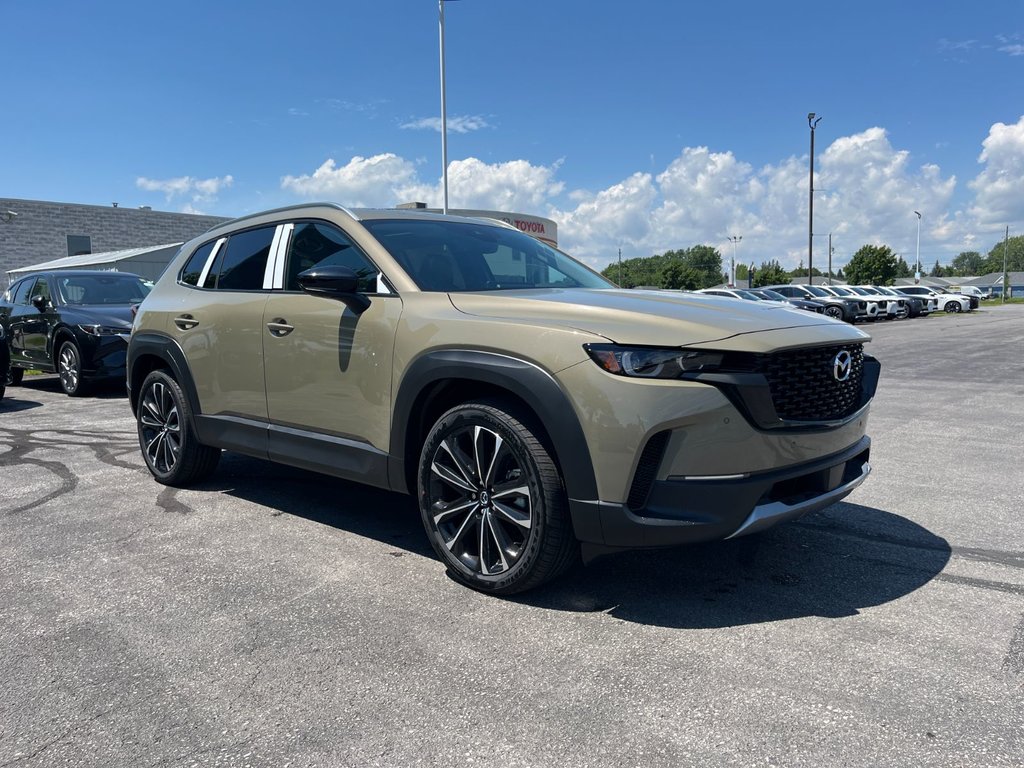 2024 Mazda CX-50 in Pickering, Ontario - 9 - w1024h768px