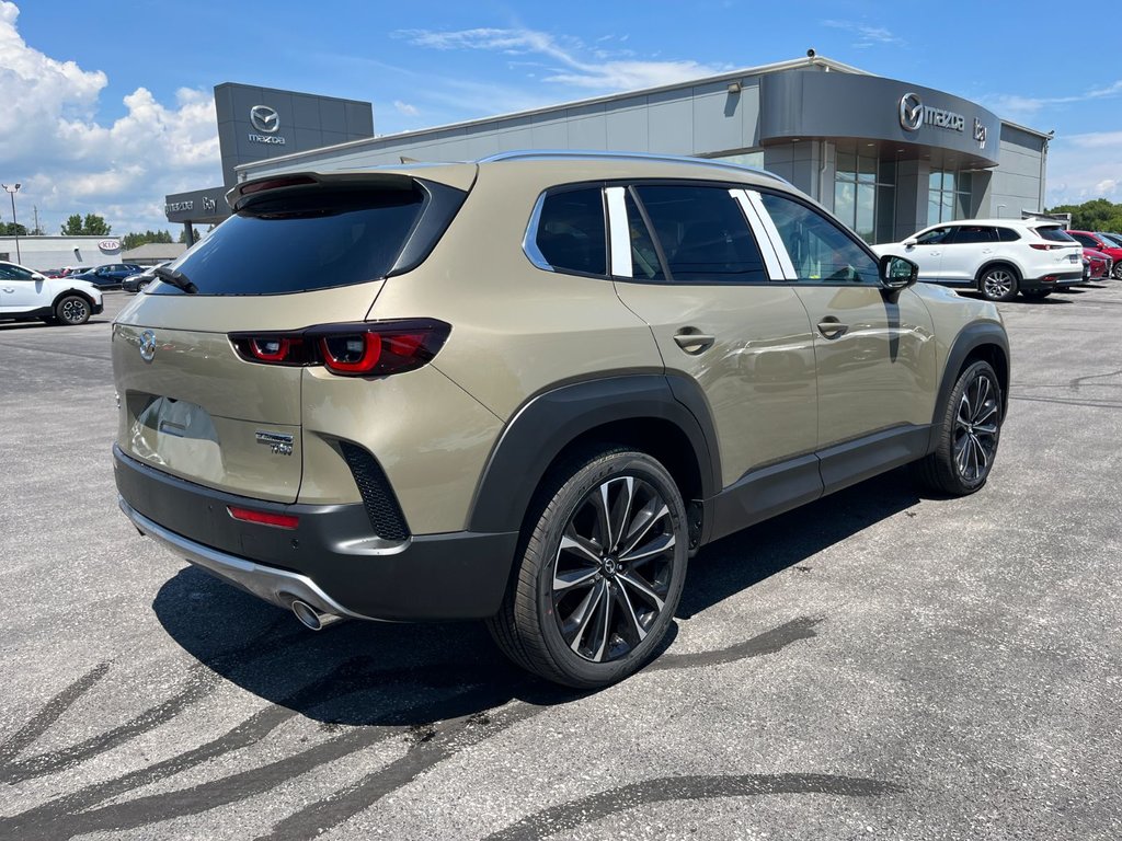 2024 Mazda CX-50 in Pickering, Ontario - 7 - w1024h768px