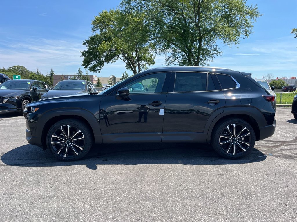 2024 Mazda CX-50 in Pickering, Ontario - 4 - w1024h768px