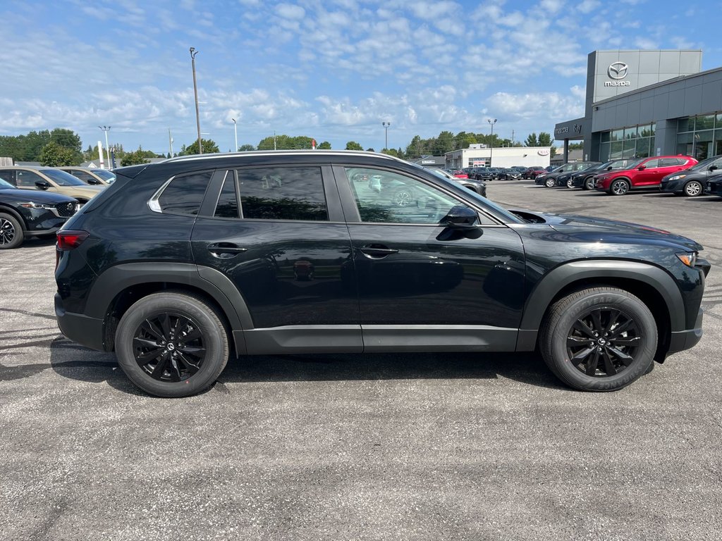 2024 Mazda CX-50 in Pickering, Ontario - 8 - w1024h768px