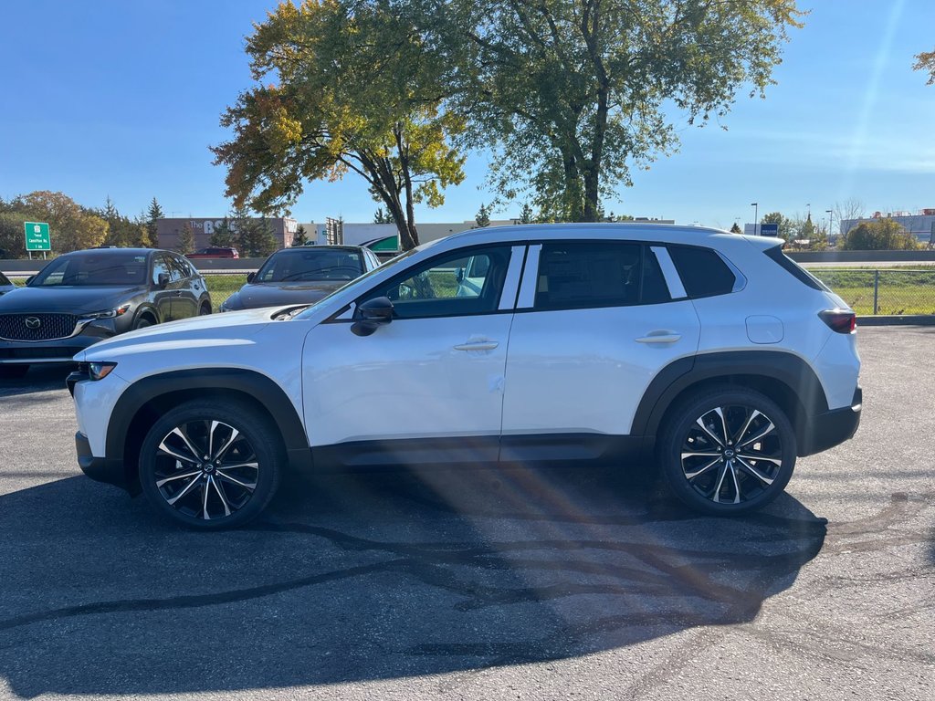 2025 Mazda CX-50 in Pickering, Ontario - 4 - w1024h768px