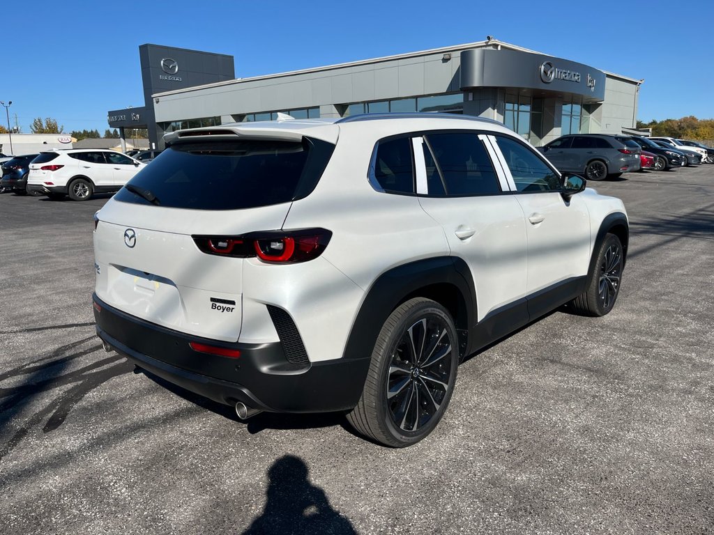 2025 Mazda CX-50 in Pickering, Ontario - 7 - w1024h768px