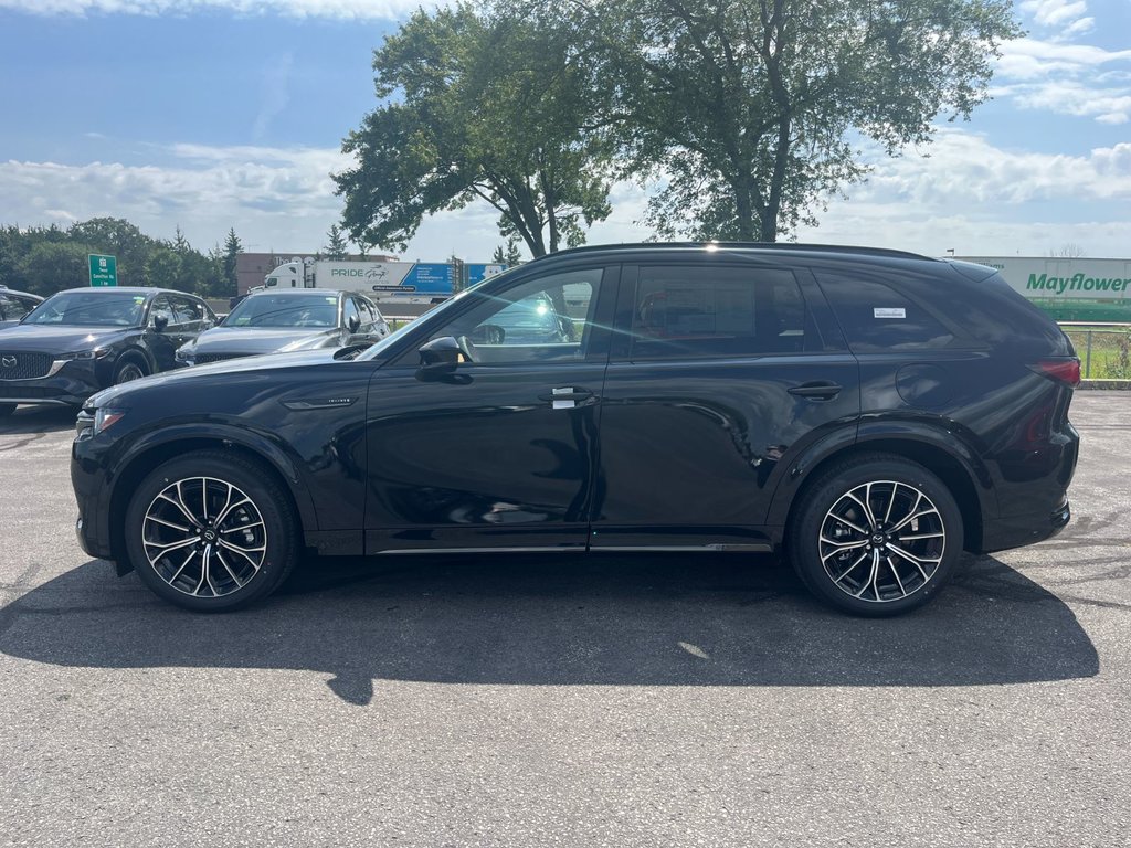 2025 Mazda CX-70 Hybrid in Pickering, Ontario - 4 - w1024h768px