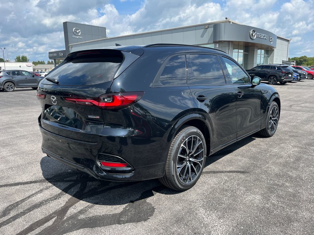 2025 Mazda CX-70 Hybrid in Pickering, Ontario - 7 - w1024h768px