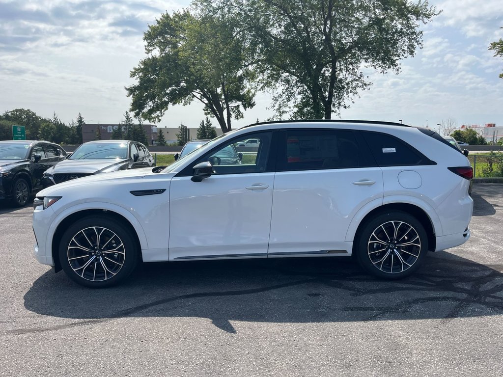 2025 Mazda CX-70 Hybrid in Pickering, Ontario - 4 - w1024h768px