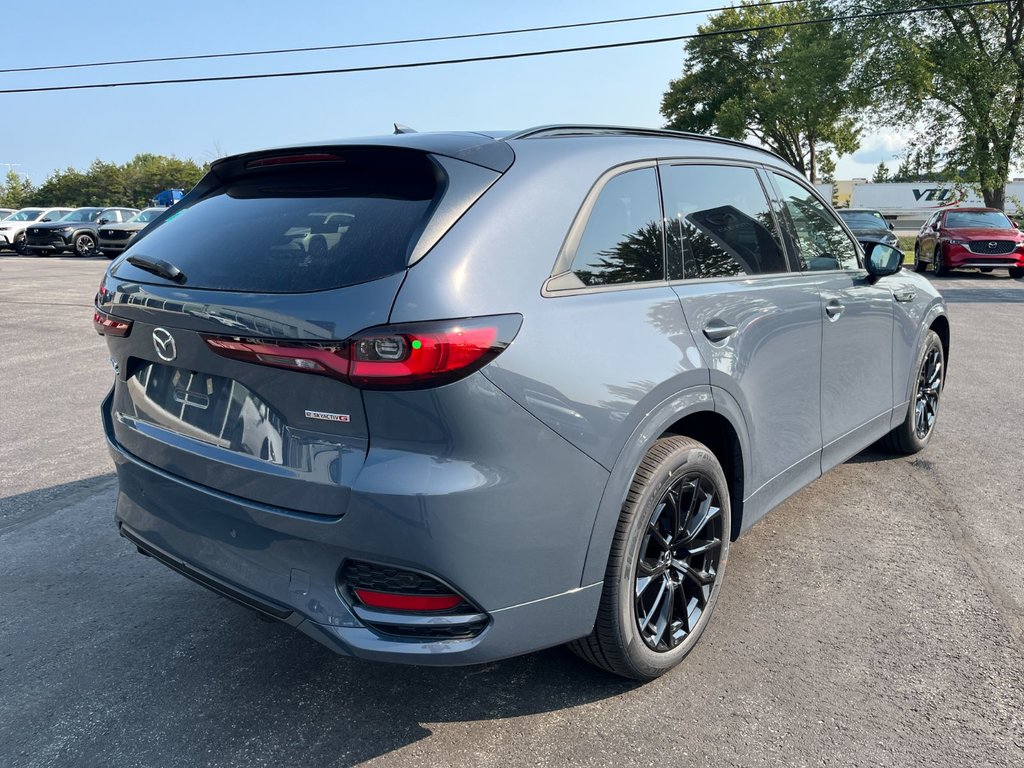 2025 Mazda CX-70 Hybrid in Pickering, Ontario - 7 - w1024h768px