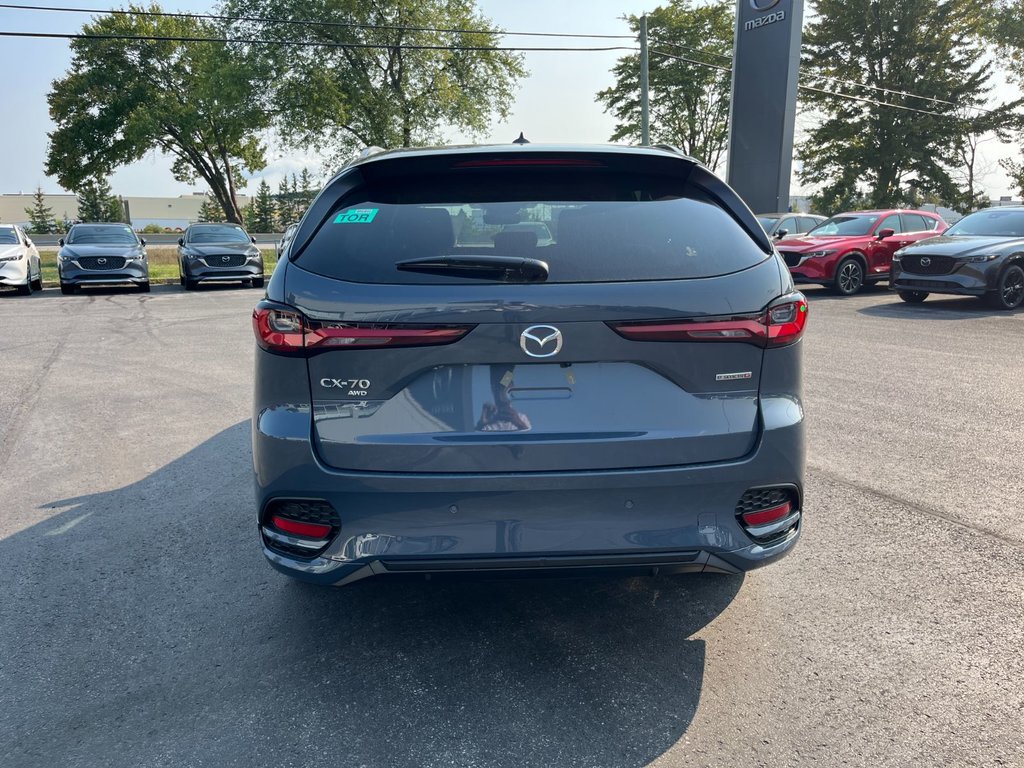 2025 Mazda CX-70 Hybrid in Pickering, Ontario - 6 - w1024h768px