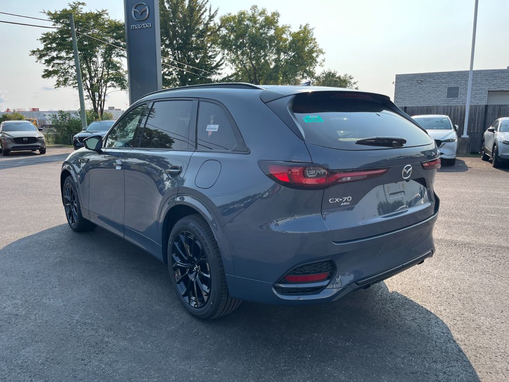 2025 Mazda CX-70 Hybrid in Pickering, Ontario - 5 - w1024h768px