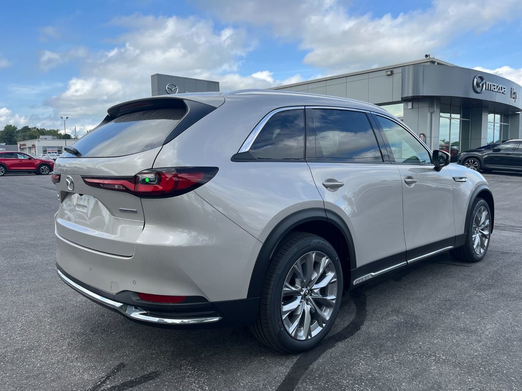 2025 Mazda CX-90 Hybrid in Pickering, Ontario - 7 - w1024h768px