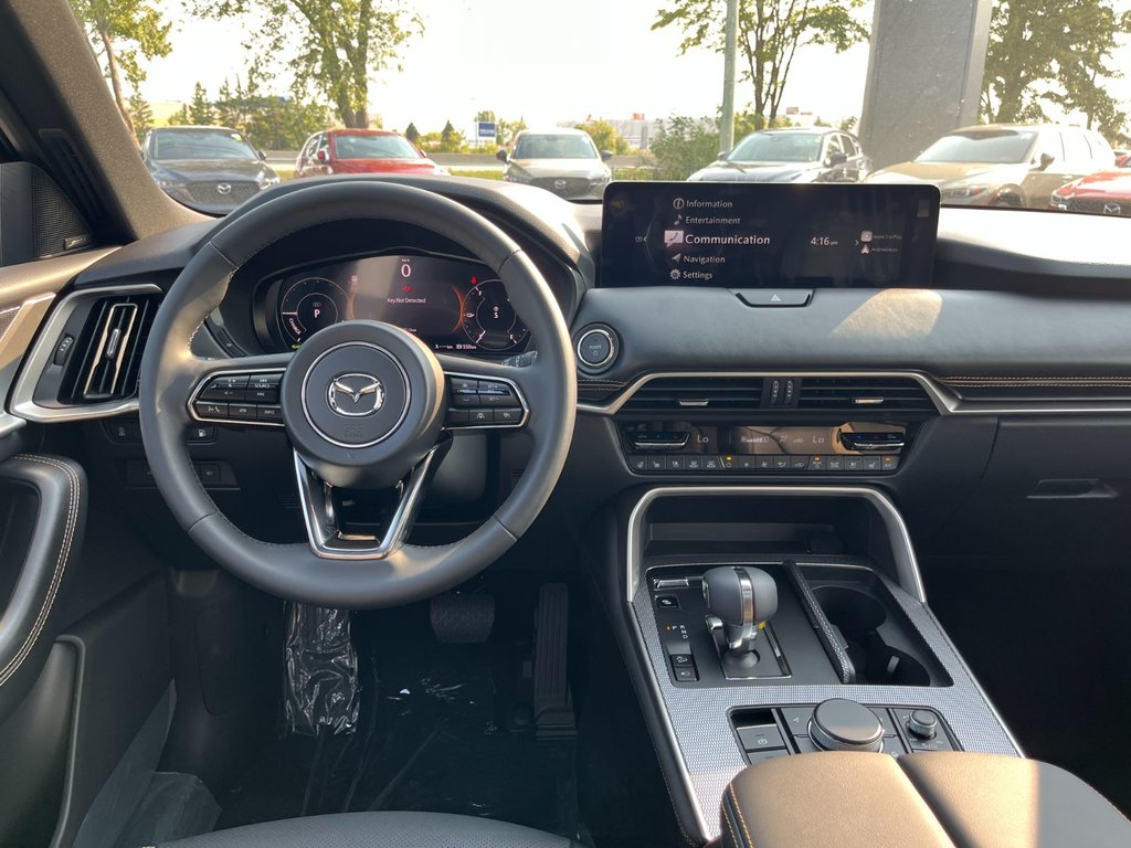 2025 Mazda CX-90 Plug-In Hybrid in Pickering, Ontario - 20 - w1024h768px