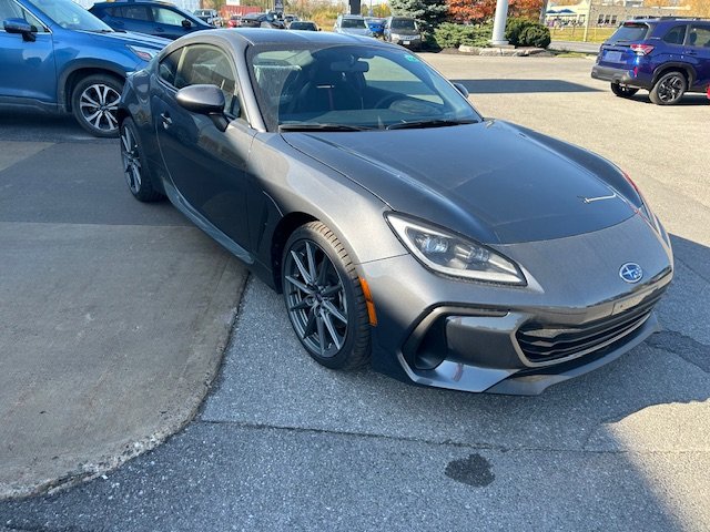 2024 Subaru BRZ in Pickering, Ontario - 8 - w1024h768px