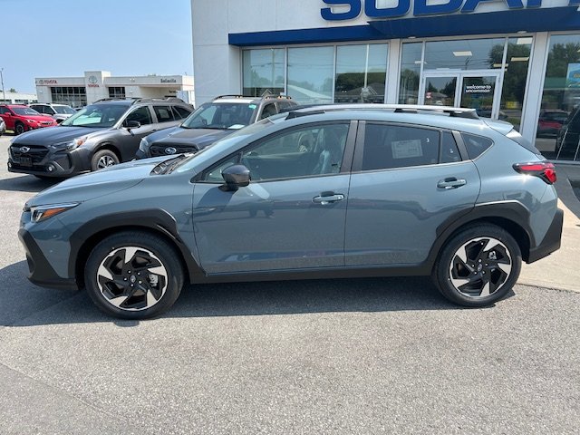 2024 Subaru Crosstrek in Pickering, Ontario - 3 - w1024h768px