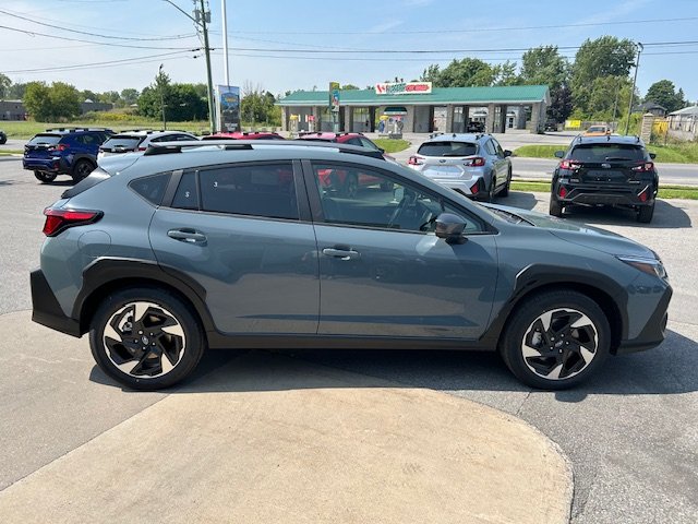 2024 Subaru Crosstrek in Pickering, Ontario - 6 - w1024h768px