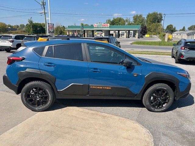 2024 Subaru Crosstrek in Pickering, Ontario - 6 - w1024h768px