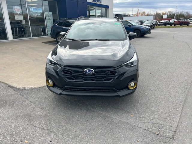 2024 Subaru Crosstrek in Pickering, Ontario - 2 - w1024h768px