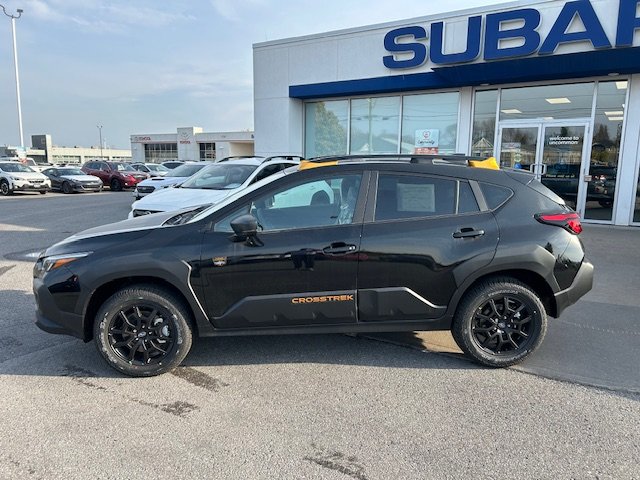 2024 Subaru Crosstrek in Pickering, Ontario - 3 - w1024h768px