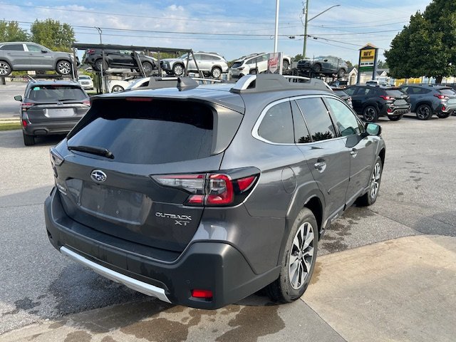 2023 Subaru Outback in Pickering, Ontario - 6 - w1024h768px