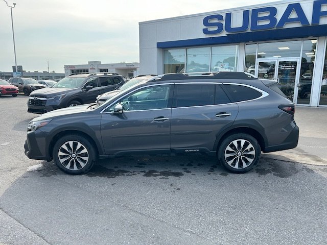 2023 Subaru Outback in Pickering, Ontario - 3 - w1024h768px