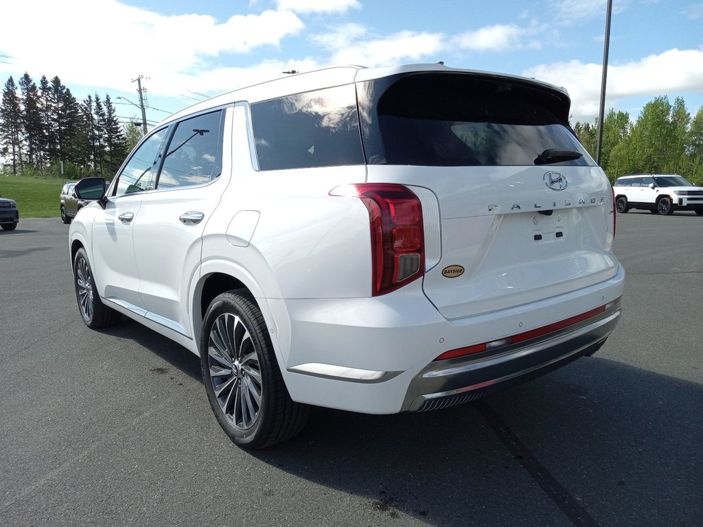 2024  Palisade Ultimate Calligraphy 7-Passenger AWD in Bathurst, New Brunswick - 7 - w1024h768px