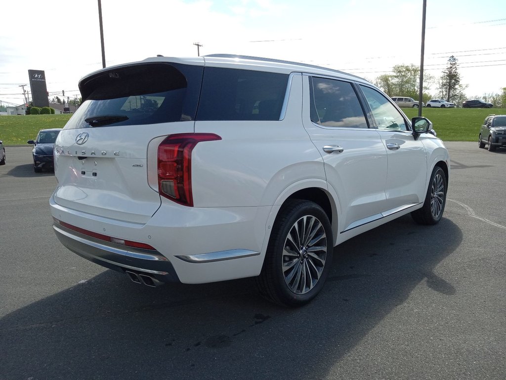 2024  Palisade Ultimate Calligraphy 7-Passenger AWD in Bathurst, New Brunswick - 5 - w1024h768px