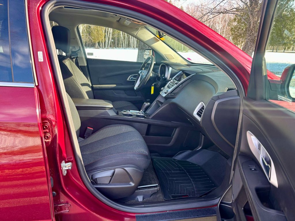 Chevrolet Equinox LT 2017 à Bathurst, Nouveau-Brunswick - 25 - w1024h768px