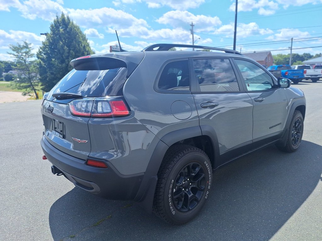 Cherokee TRAILHAWK 2023 à Bathurst, Nouveau-Brunswick - 5 - w1024h768px