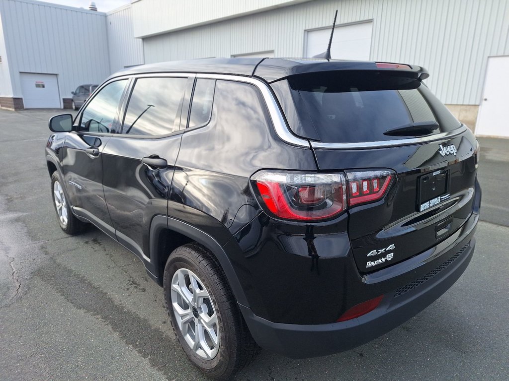 Jeep Compass SPORT 2025 à Bathurst, Nouveau-Brunswick - 4 - w1024h768px