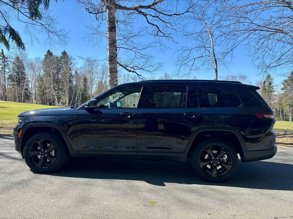 2025 Jeep Grand Cherokee L ALTITUDE in Bathurst, New Brunswick - 8 - w1024h768px
