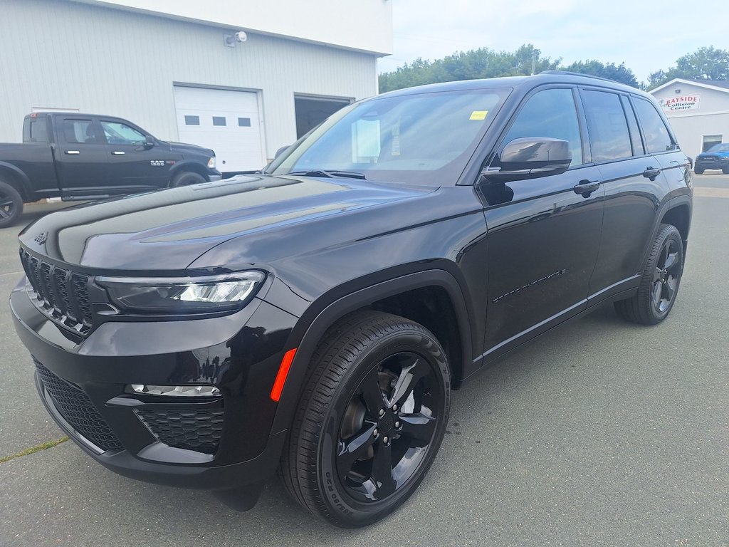 Grand Cherokee LIMITED 2024 à Bathurst, Nouveau-Brunswick - 1 - w1024h768px