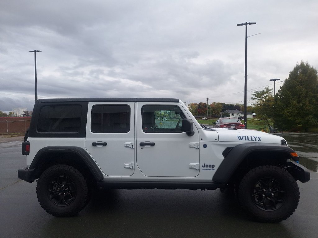 Wrangler 4xe WILLYS 2024 à Bathurst, Nouveau-Brunswick - 7 - w1024h768px