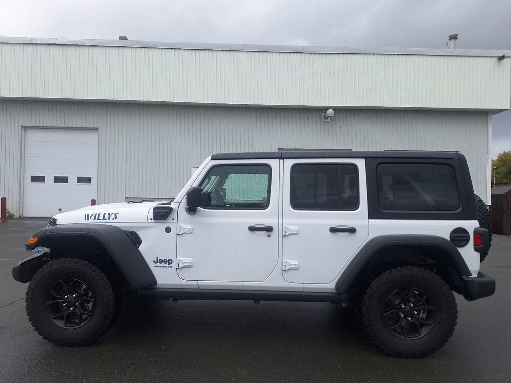 Wrangler 4xe WILLYS 2024 à Bathurst, Nouveau-Brunswick - 3 - w1024h768px