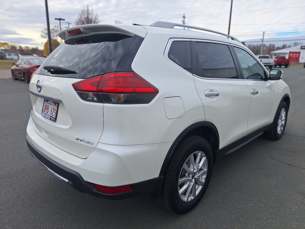 2017  Rogue SV in Bathurst, New Brunswick - 4 - w1024h768px