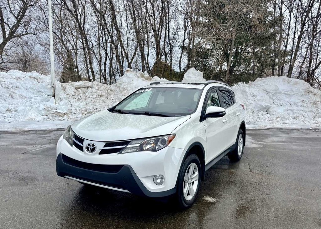 2013 Toyota RAV4 XLE in Bathurst, New Brunswick - 1 - w1024h768px