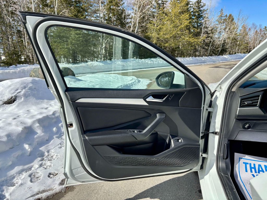 2019 Volkswagen Jetta Comfortline in Bathurst, New Brunswick - 9 - w1024h768px