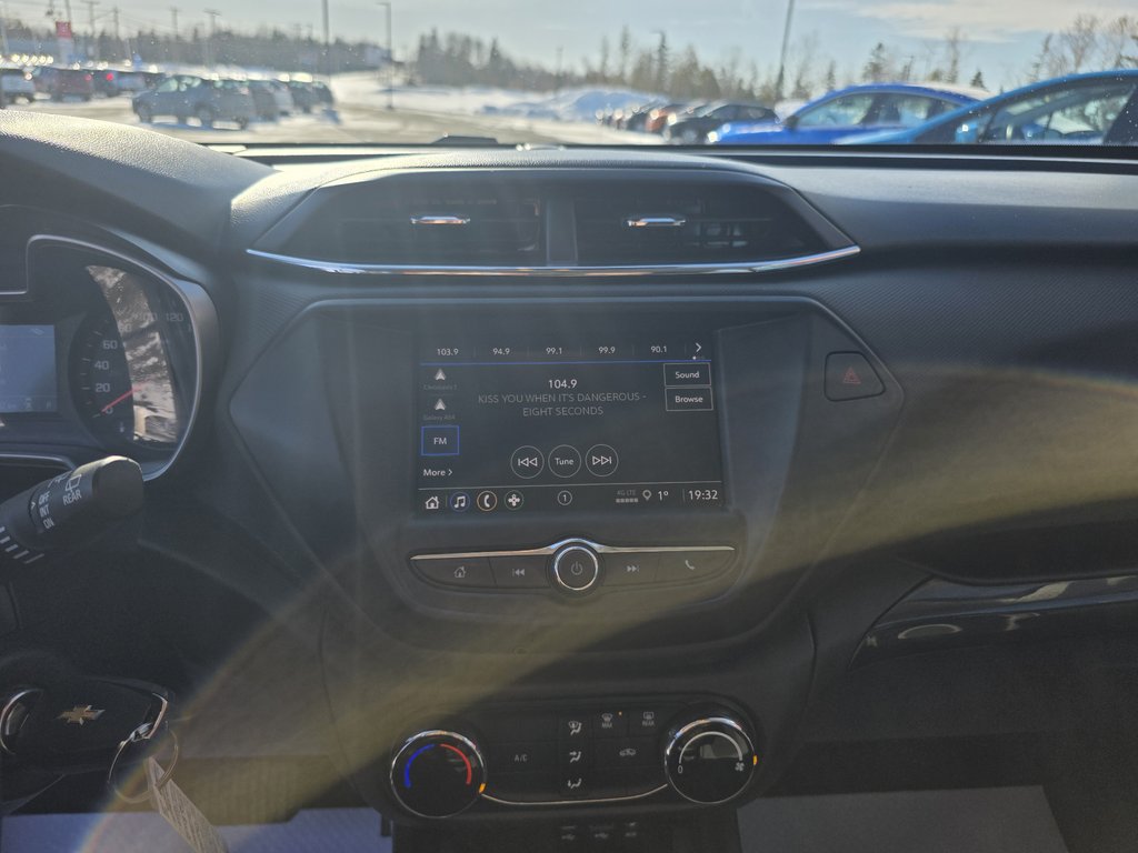 Chevrolet Trailblazer AWD LS 2022 à Bathurst, Nouveau-Brunswick - 14 - w1024h768px