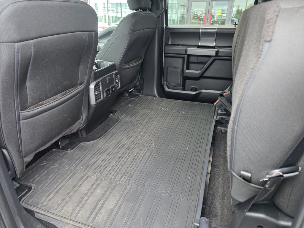 2019 Ford F150 4x4 - Supercab XLT - 145 WB in Bathurst, New Brunswick - 10 - w1024h768px