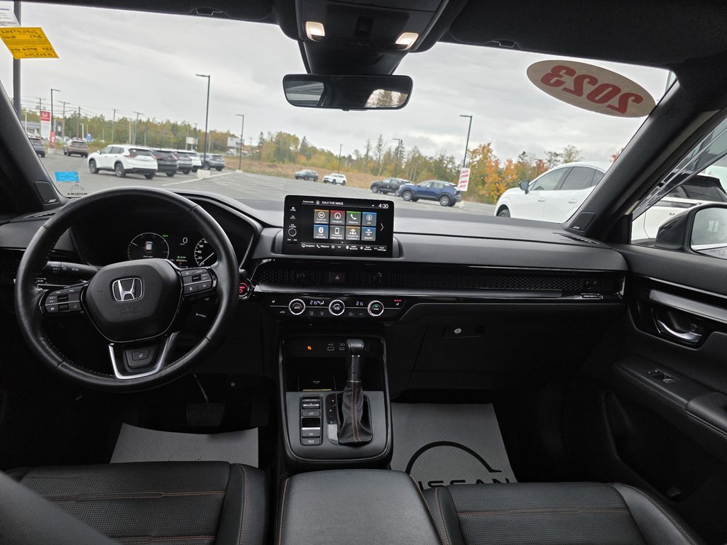 2023 Honda CR-V Touring Hybrid 4WD in Bathurst, New Brunswick - 12 - w1024h768px